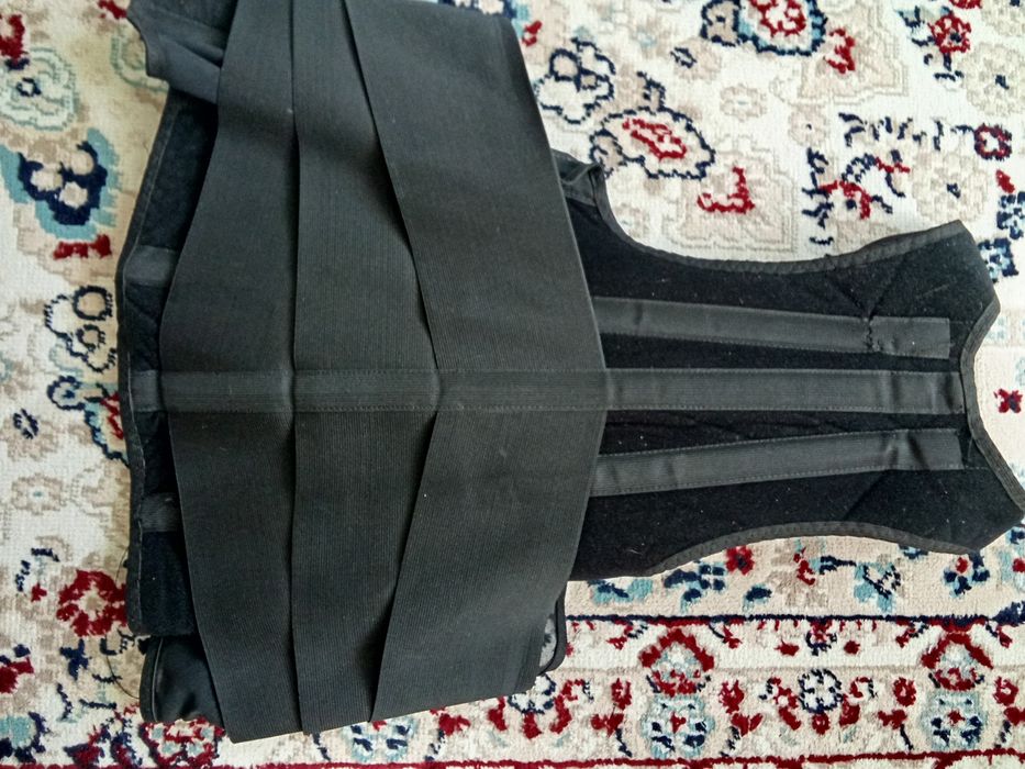 Продам корсет б/у