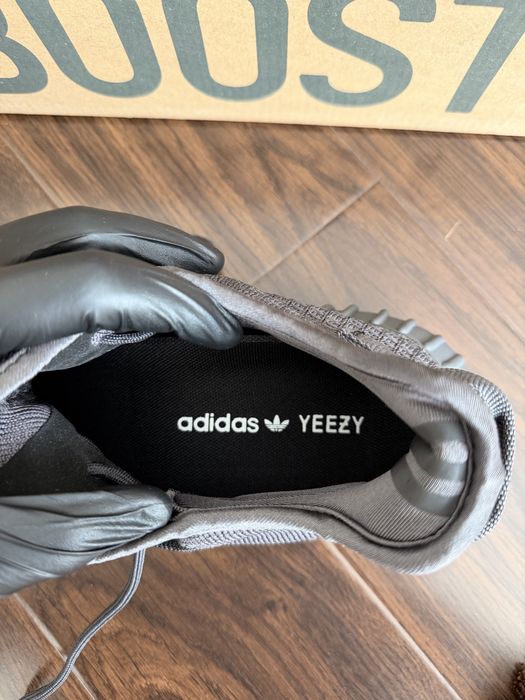Adidas Yeezy 350 V2