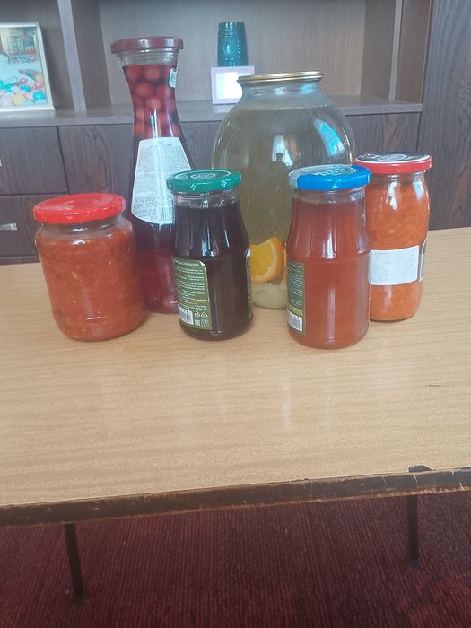 Продам варенье 3 видов компоты салаты