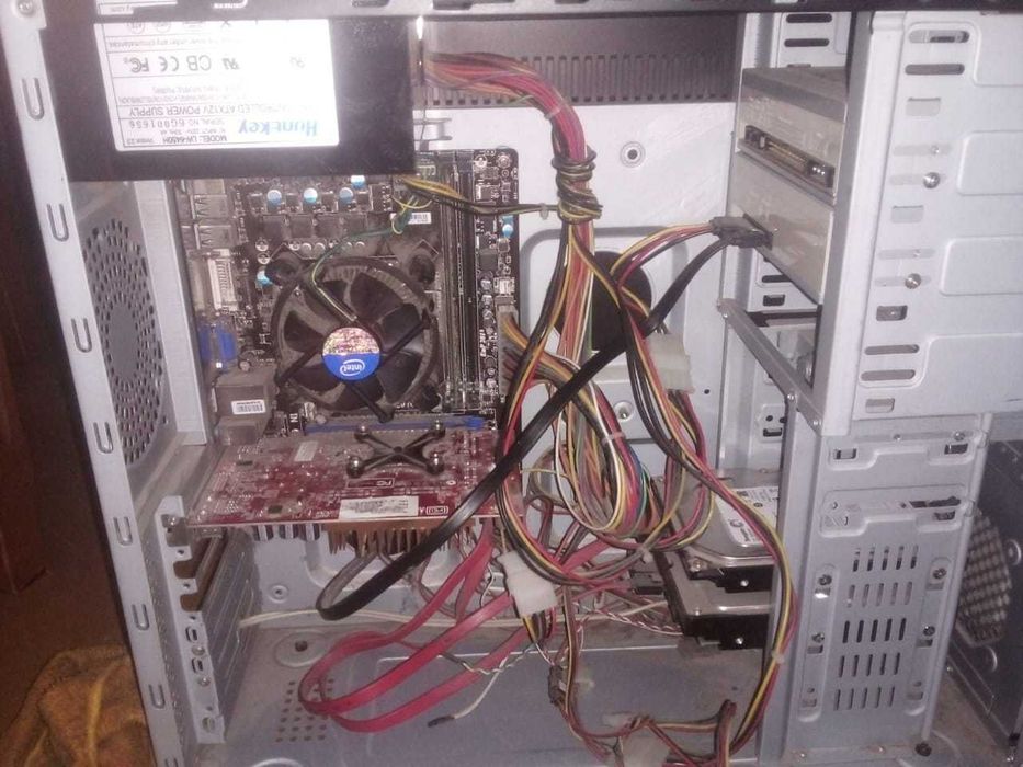 Продам два старых системных блока