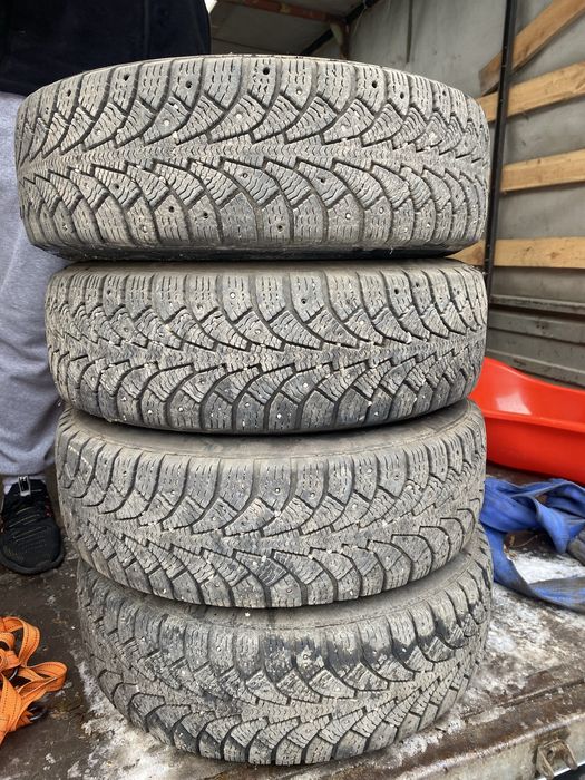 Продам зимние шины с диском