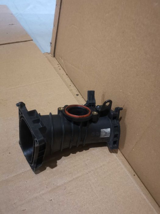 Всмукателна тръба Audi A4 B9