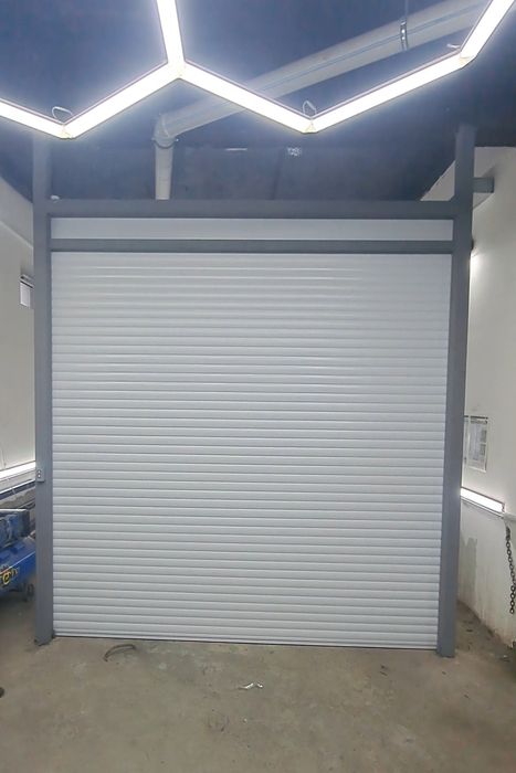 Секционные ворота