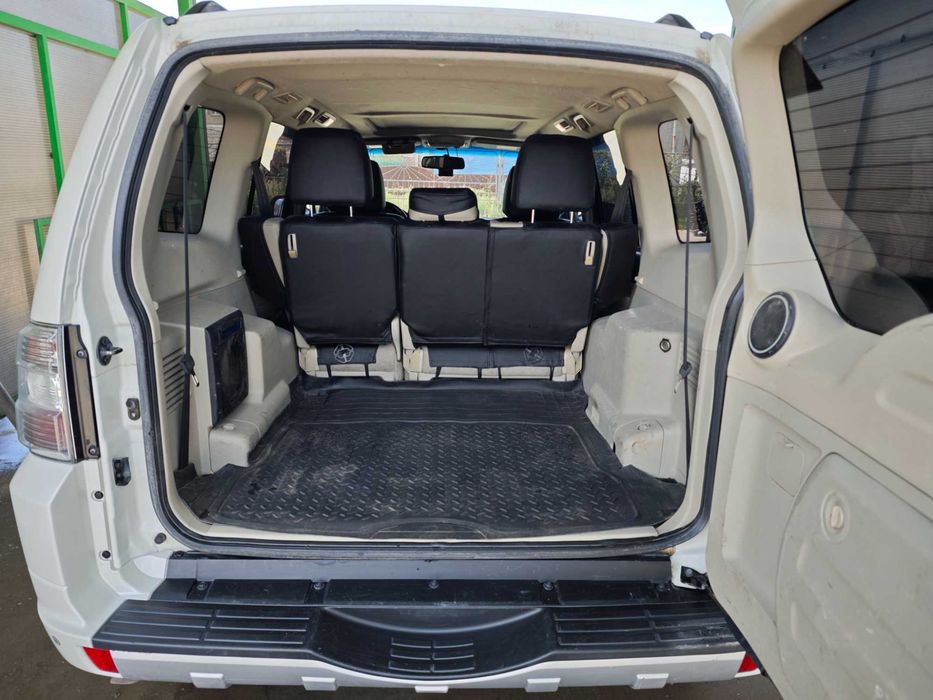 Mitsubishi Pajero IV, 2010 год