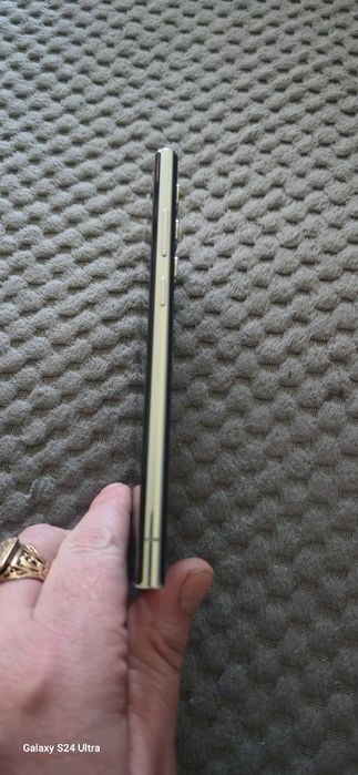 Самсунг S22 ULTRA