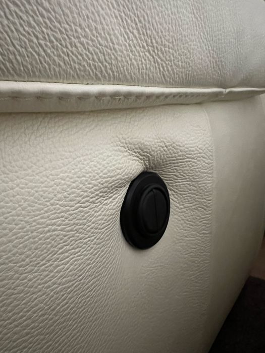 Canapea 2 locuri electrica cu recliner Mobexpert