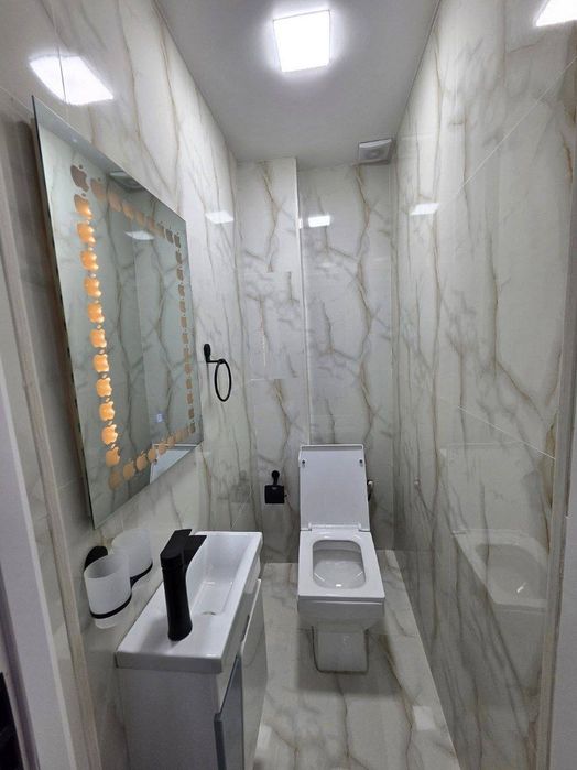 Срочно продаётся квартира 3х 90.кв Ориентир Аэропорт.  69.000$ торг