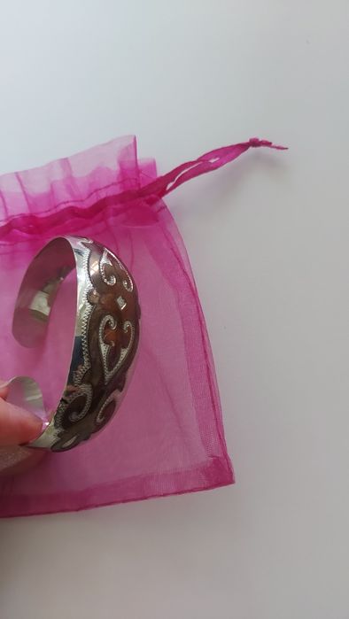 Браслет с орнаментом серебро