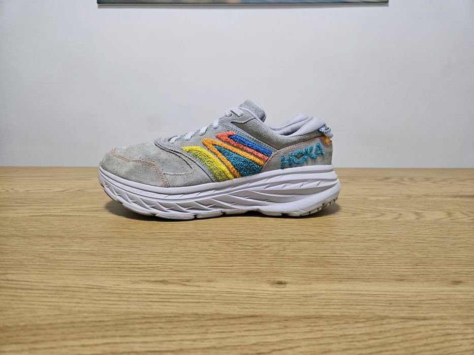 Hoka bondi Embroidery - маратонки