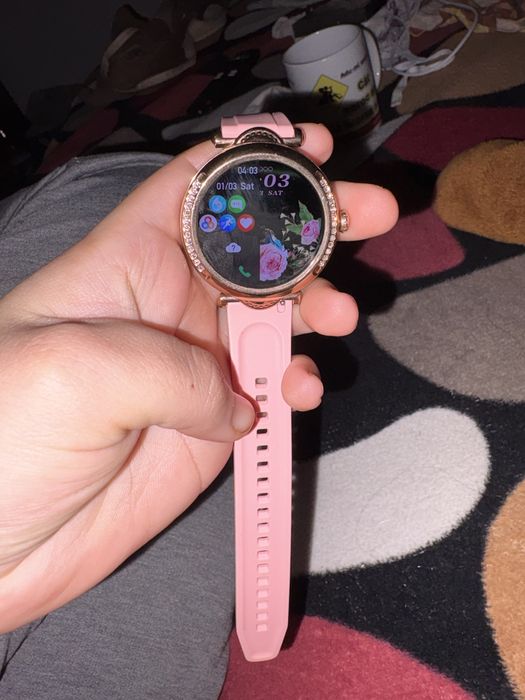 Ceas dama inteligent