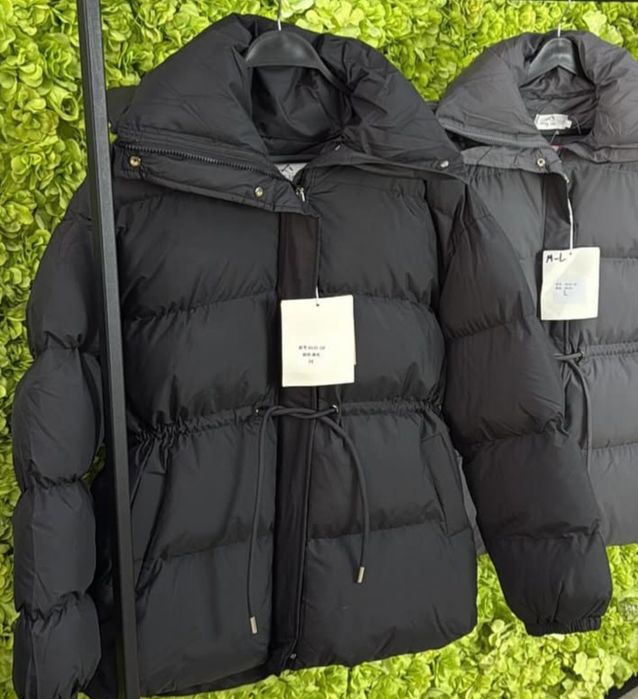 Пуховик размер универсальный 42-48.