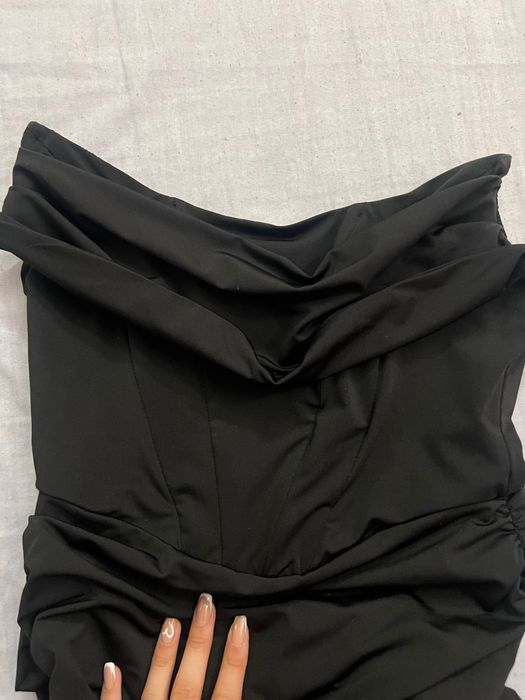 Черна къса рокля