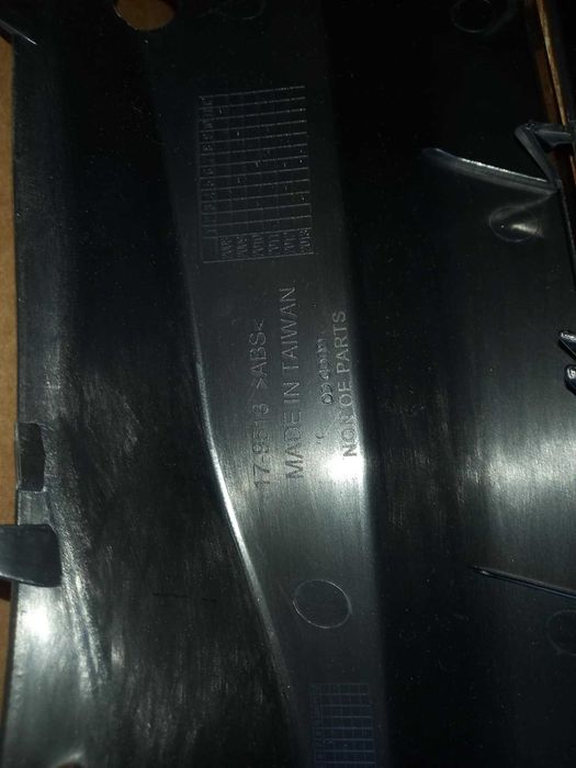 Grila neagra fara semn Opel Astra H 5usi Non Facelift -OUTLET