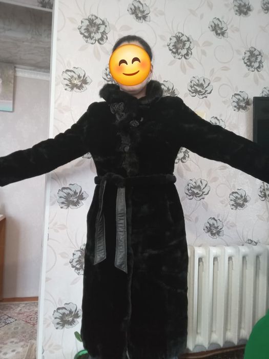 Продам мутоновую шубу