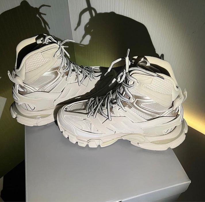 Balenciaga track high albi