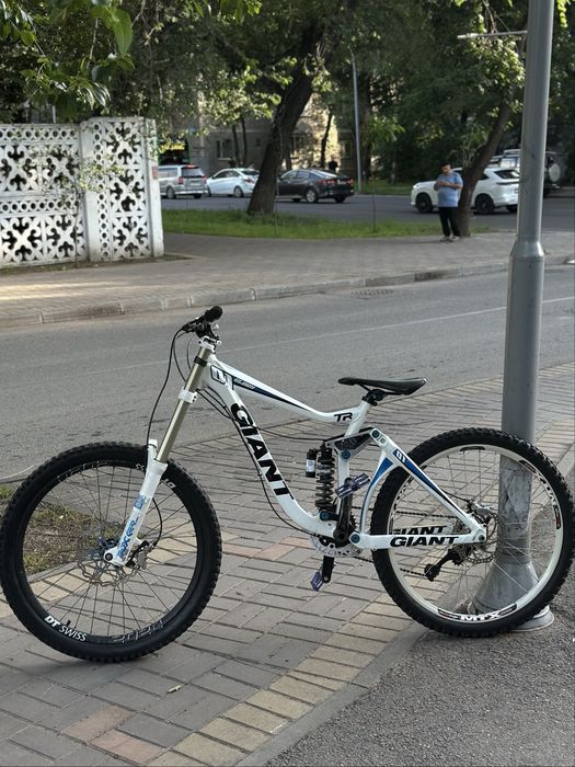 Продам велосипед Giant glori 01