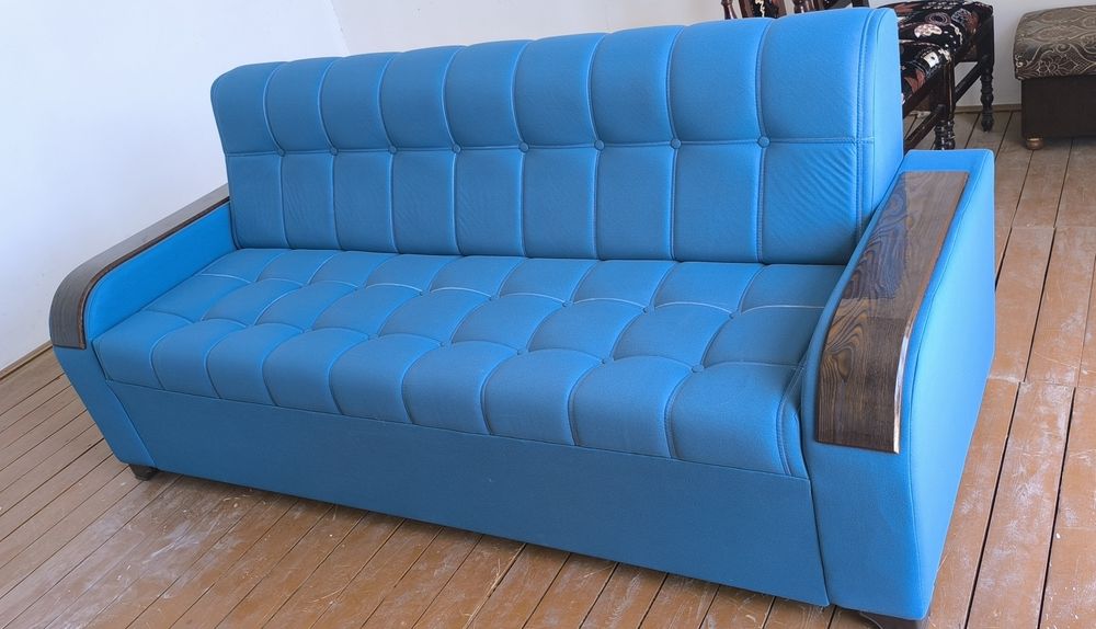 Divan sotiladi matiriali moyshi