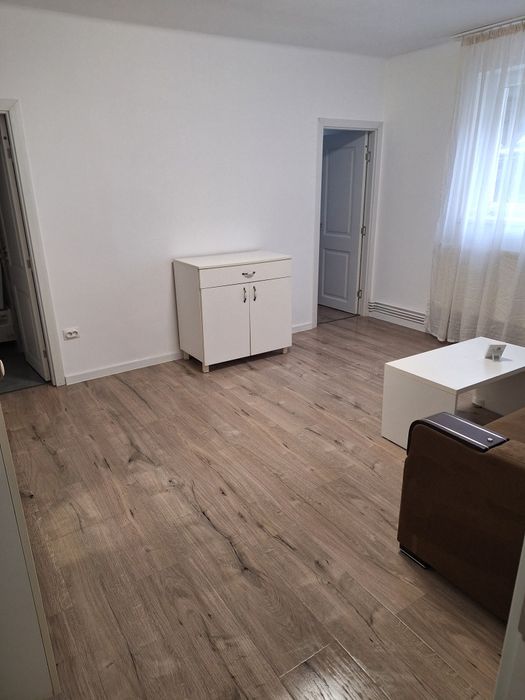 Chirie apartament doua camere centru horea