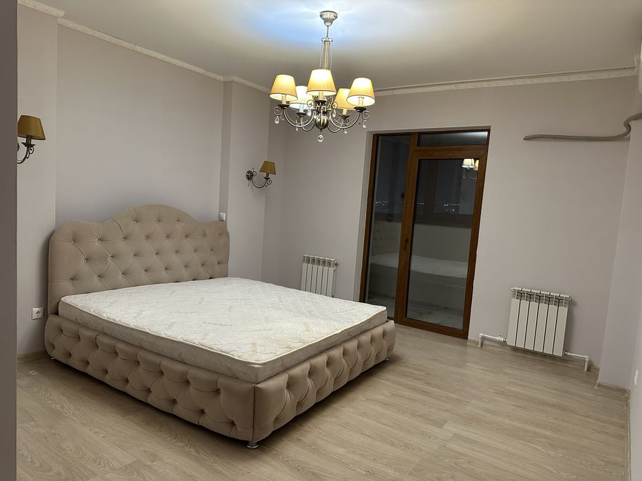 Продам квартиру шахтеров 60