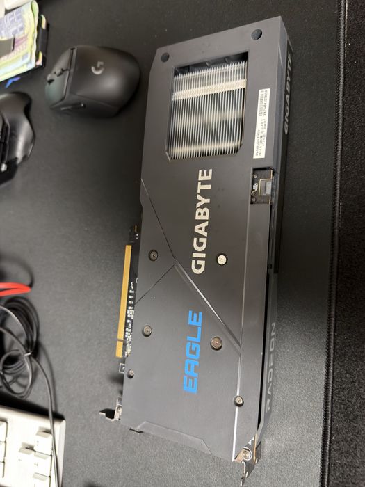Placa video AMD RX 6600 8GB