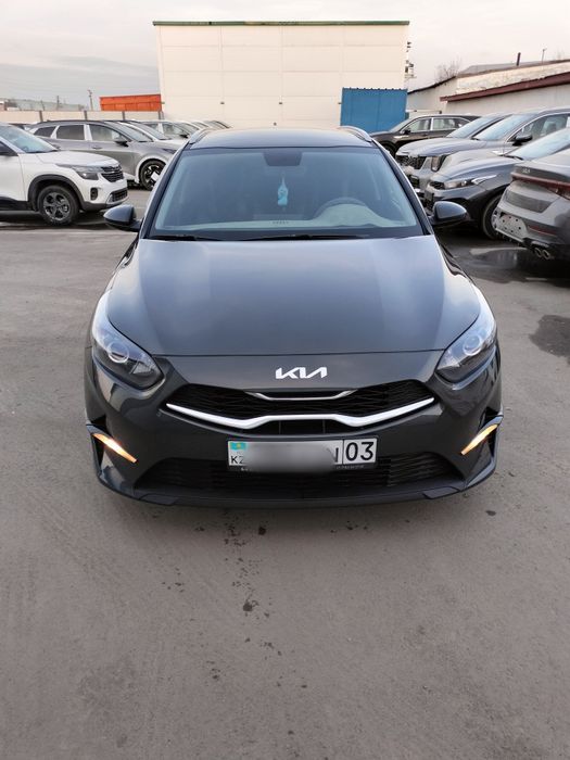 Продам Машина KIA Ceed