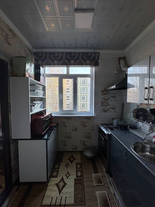 Срочно продаётся 2 комнатная квартира сделано3, рядом все удобства ест