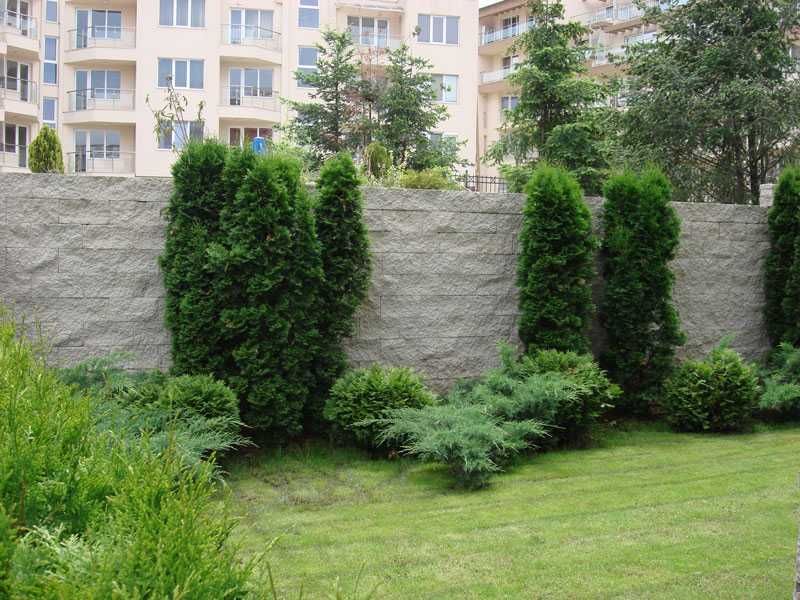 Вибропресовани бетонови блокчета за ограда, имитиращи дялан камък