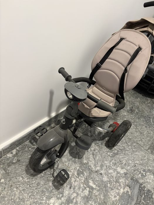 Tricicleta pentru copii