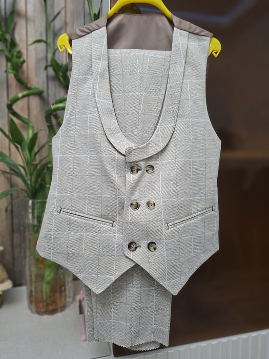 Костюм тройка для мальчиков