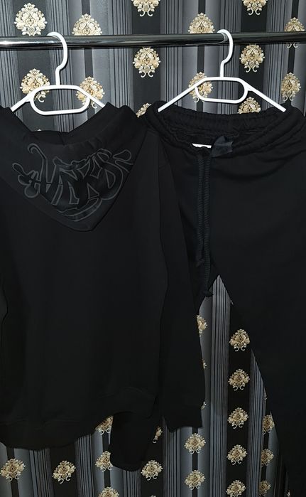 Trening compleu Syna world Central cee  / Essentials  / amiri