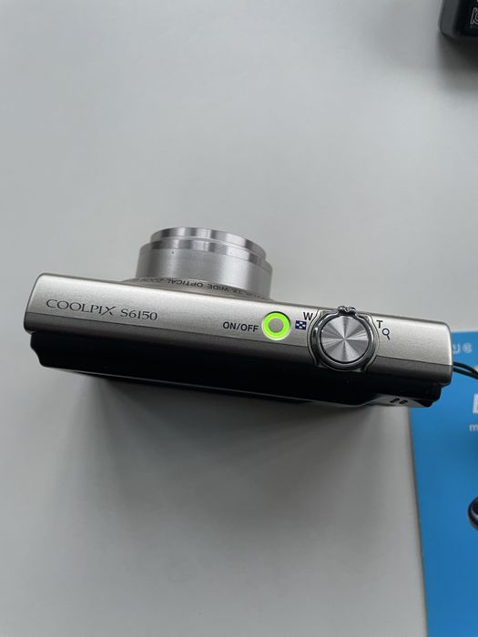 Aparat foto digital NIKON CoolPix S6150 TouchScreen Point and Shoot