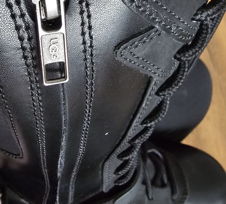 Cizme UGG negru piele