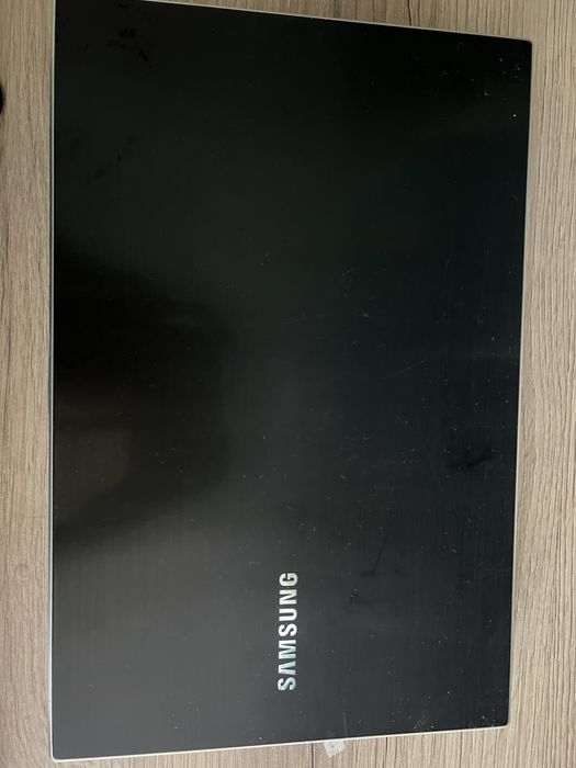 Ноутбук Samsung