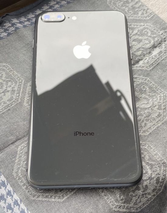 Iphone 8 puls telfonga jovob garntya berlad