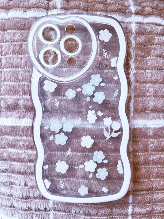 Чехлы на iPhone 13 Pro