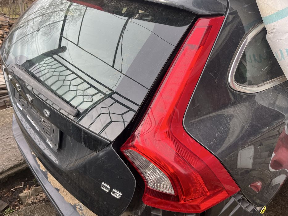 Стопове за Volvo V60 (2010-2018) – Фейслифт, Оригинални