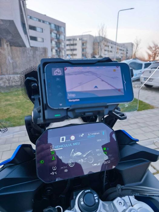 BMW Connected Ride Cradle