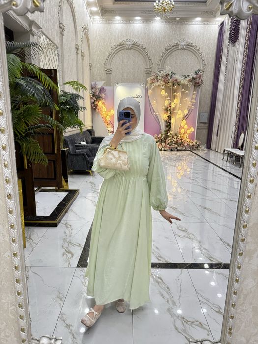 Два вечерние платья