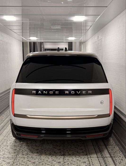 Rang Rover Vogue SV