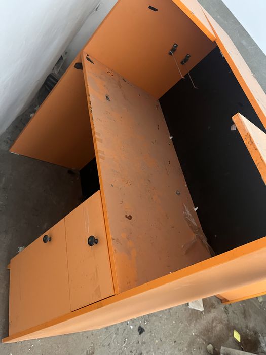 Рабочи стол для ремонта