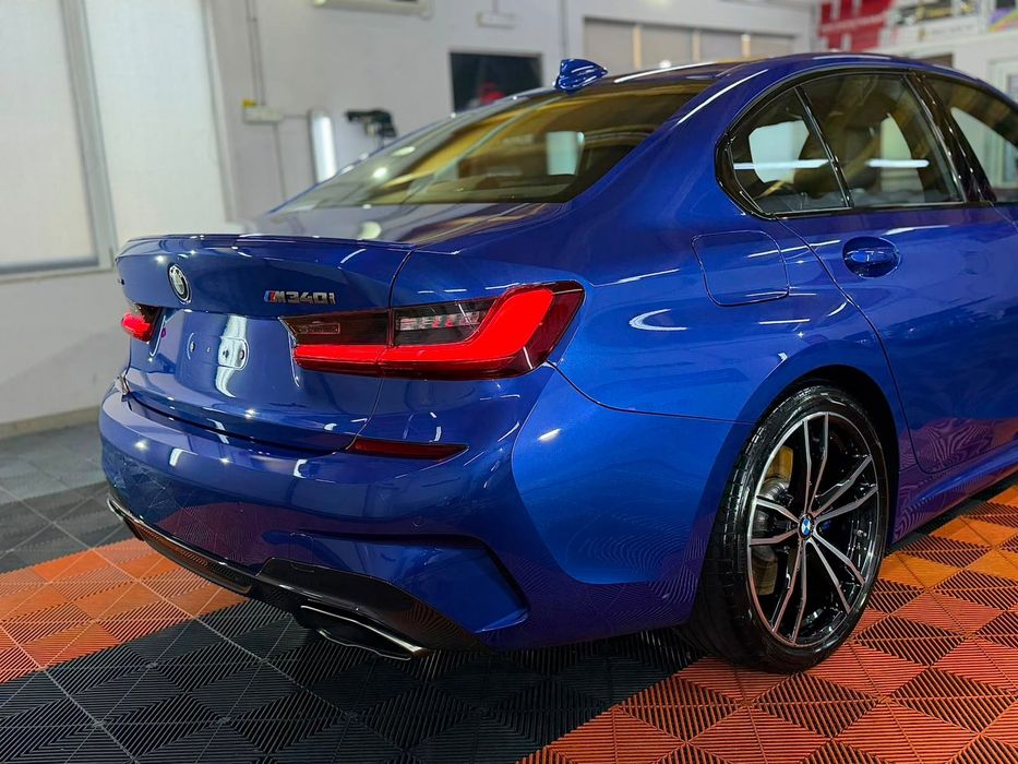 BMW M3 2023 — imagine 4