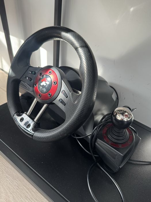 Игровой контроллер FLASHFIRE WH2304V черный