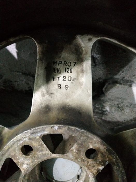 Продам диски schnitzer r17.