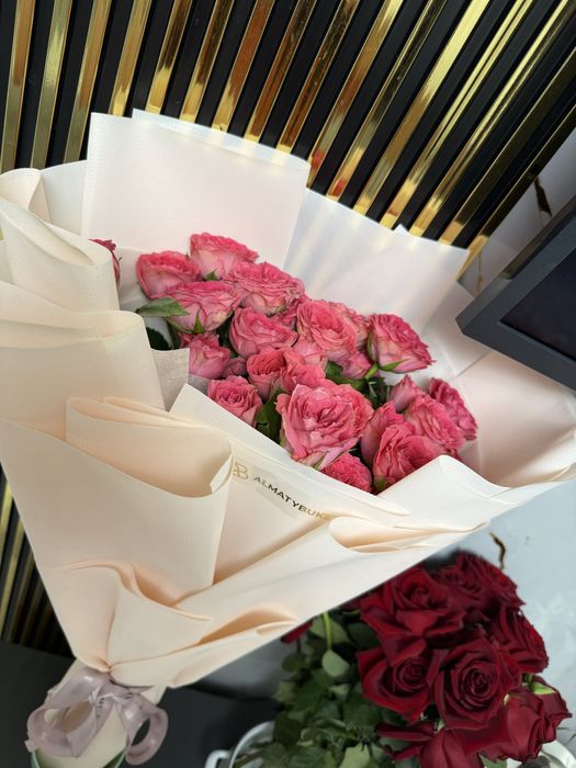 Продам цветы сегодняшние