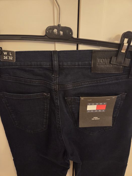 Blugi Tommy Hilfiger