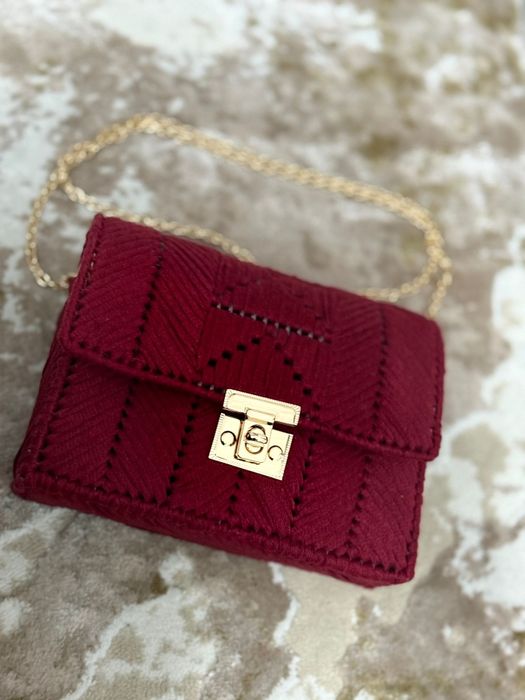 Genți handmade realizate pe comanda