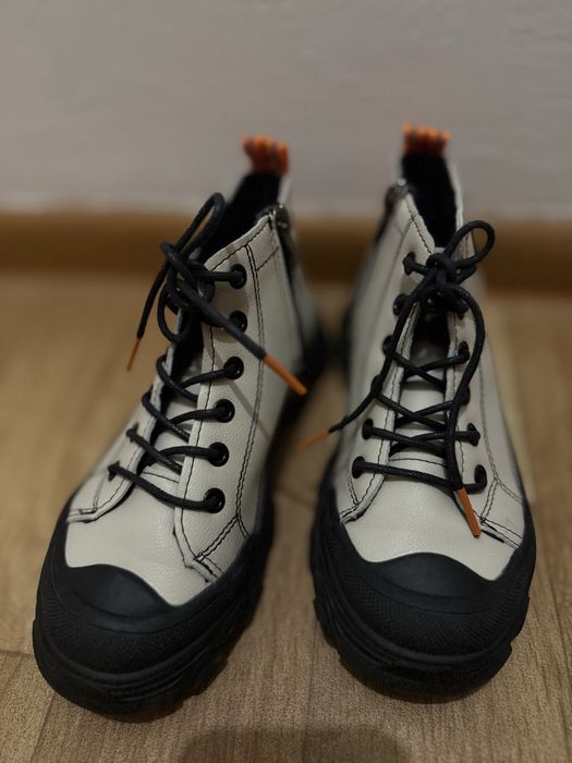 Обувь для осень ботинки