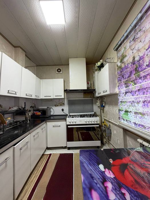 В Янги хаятском районе! 3х комнатная квартира,76м², Чинар метро,