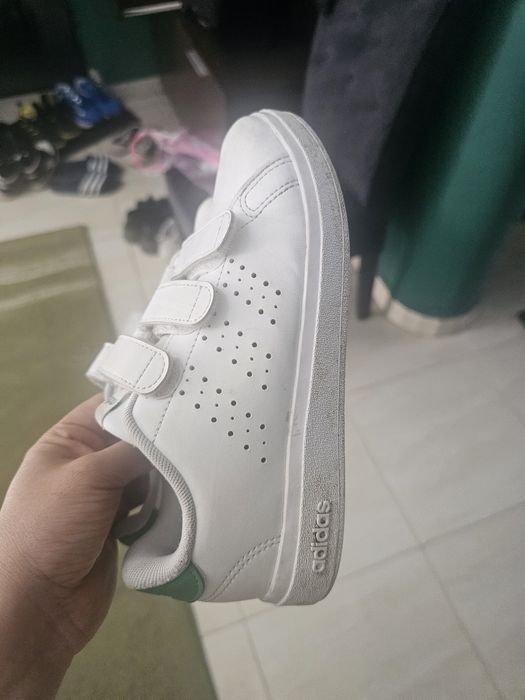 Adidasi Adidas marimea 32