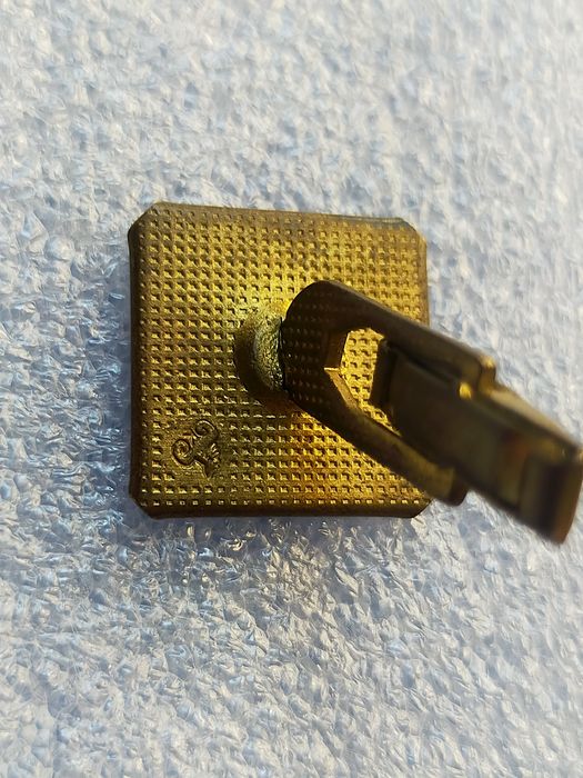 Продам- запонки.